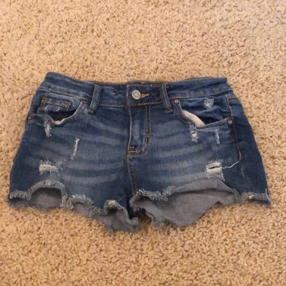 never worn tillys shorts